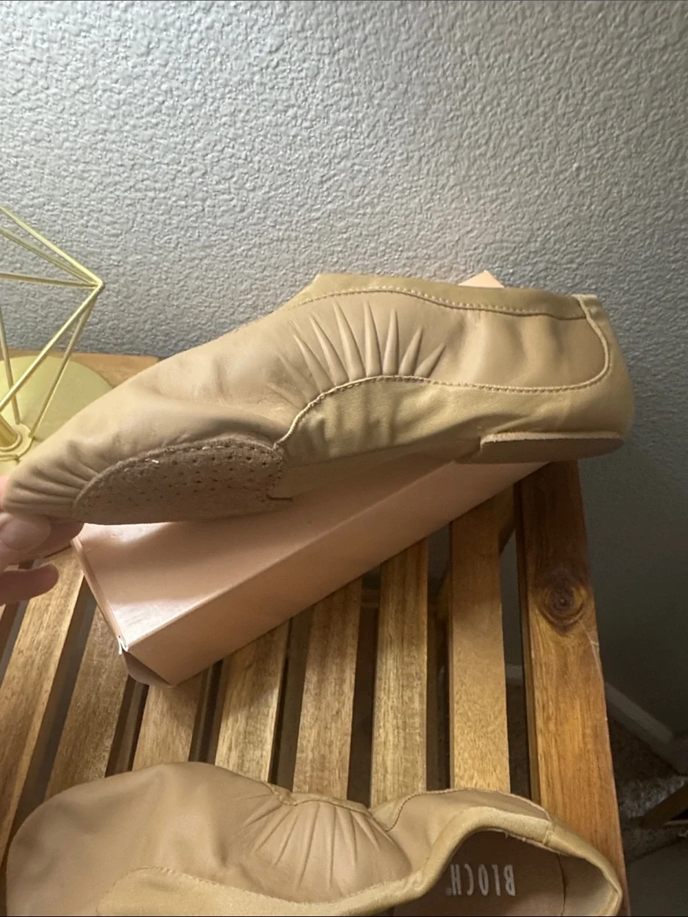 Ladies Pulse Leather Jazz Shoes- BLOCH